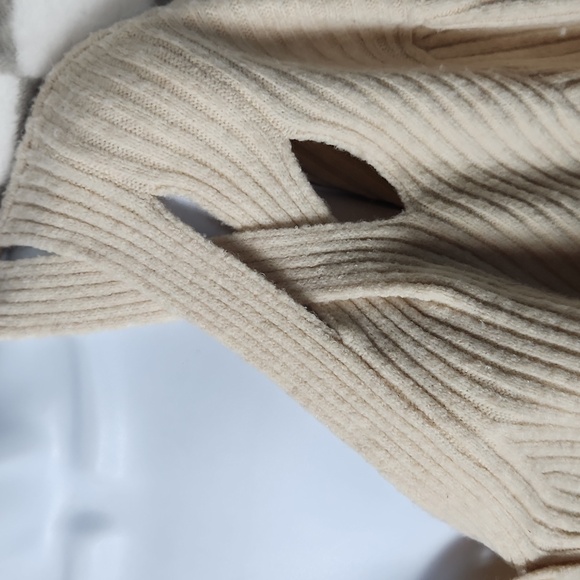 Express ribbed crop sweater cardigan women's Large oat NWT - Picture 2 of 8